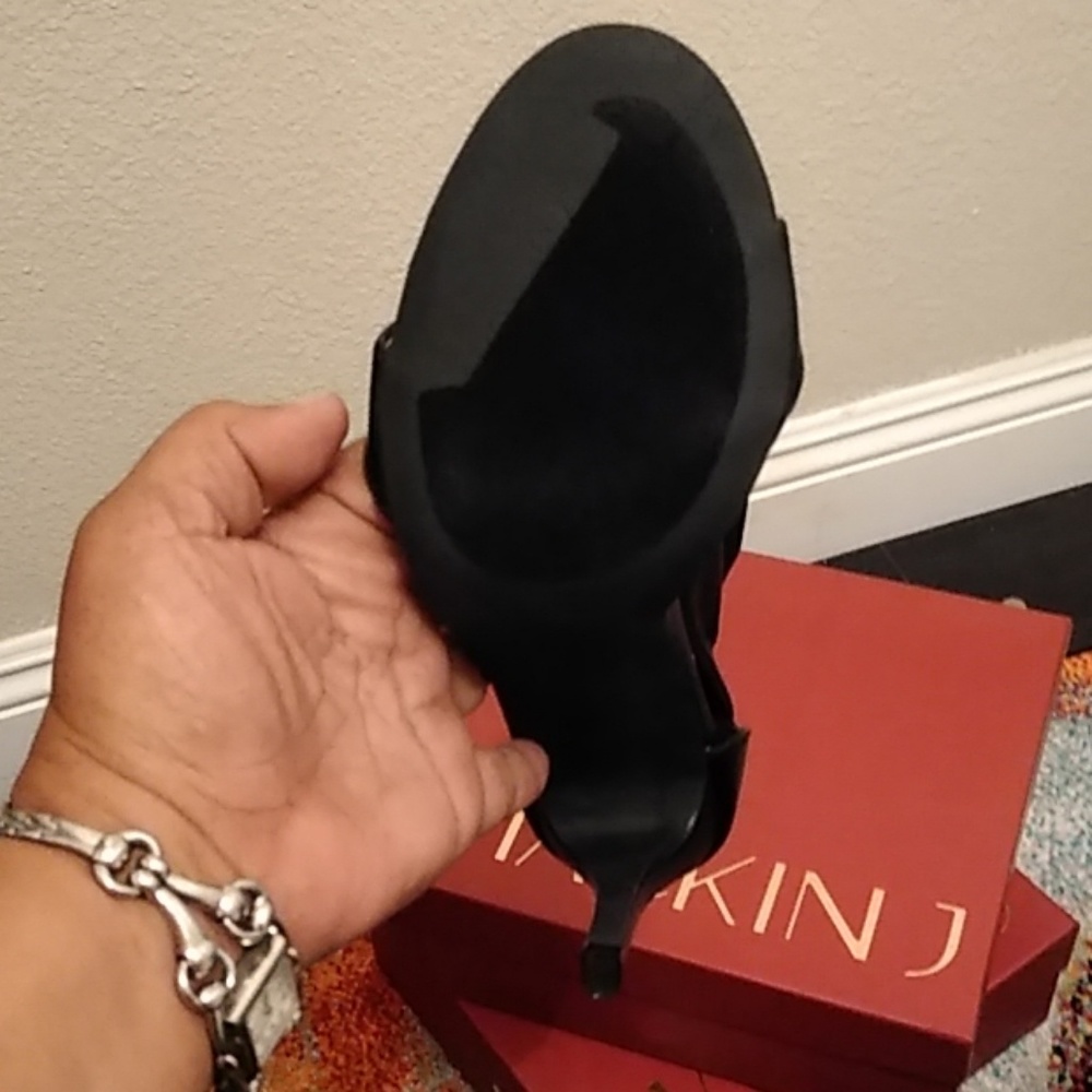 SOLD 💖Sexy Heels by Mackin J - Picture 6 of 7